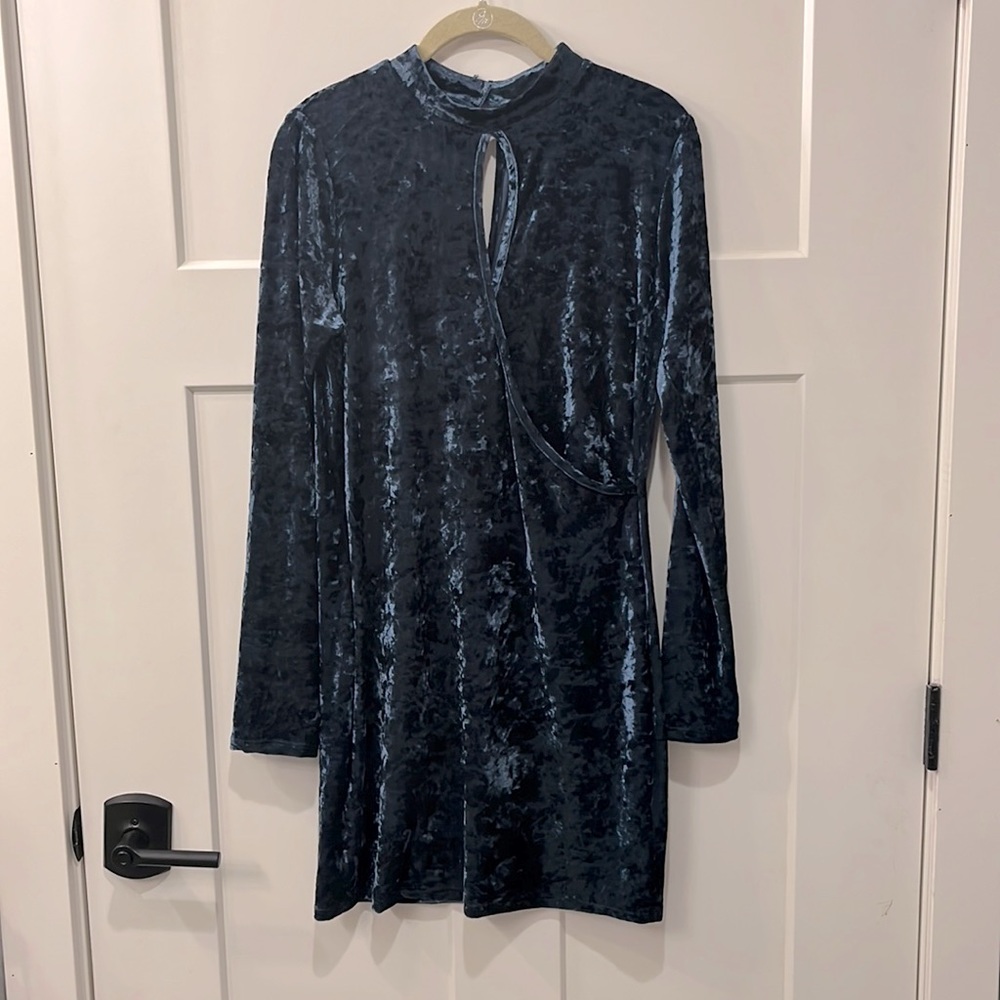 Blue dress